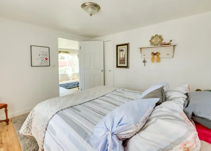 Holiday home Adventure Base 1 Mi To Historic Downtown!