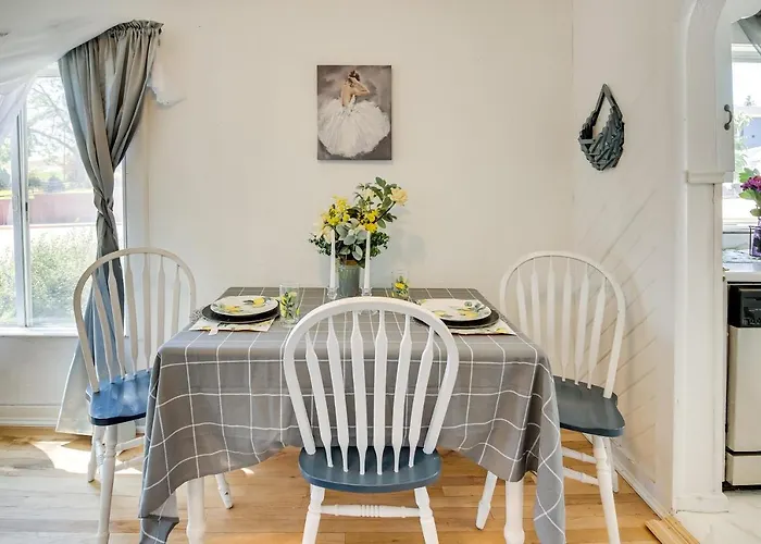 Holiday home Adventure Base 1 Mi To Historic Downtown! *